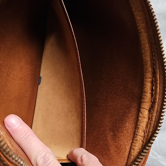 Louis Vuitton Brown Monogram Clutch - Picture 13 of 13